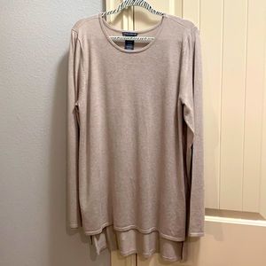Women’s Sweater, scoop neck size XXL/ 2XG  by Chelsea & Theodore